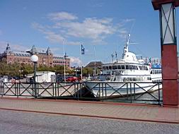 Restaurangboat.jpg